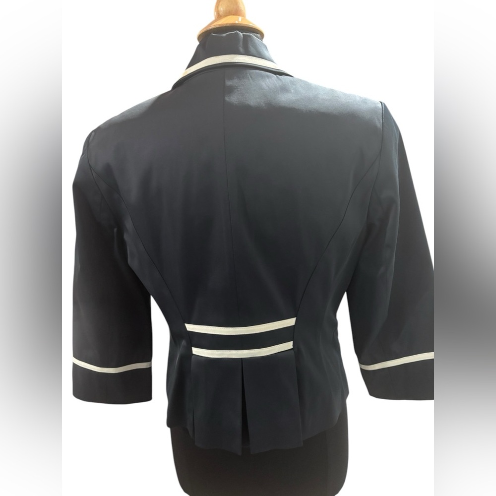 Sharagano’s Women’s Navy Blue Blazer w/ White Trim-size 12 - Picture 7 of 11